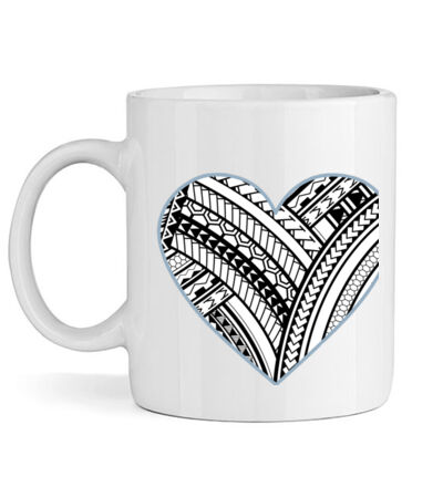 Polynesian heart blue border - Mug Thumbnail